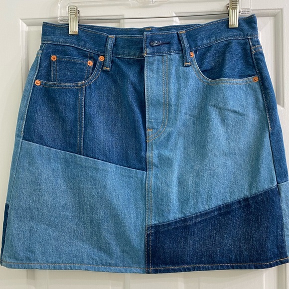 Levi’s Patchwork Denim Skirt 8/29 - Picture 2 of 7